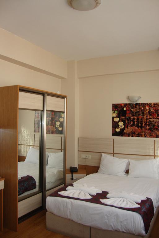 Royal Suites Besiktas Istambul Exterior foto